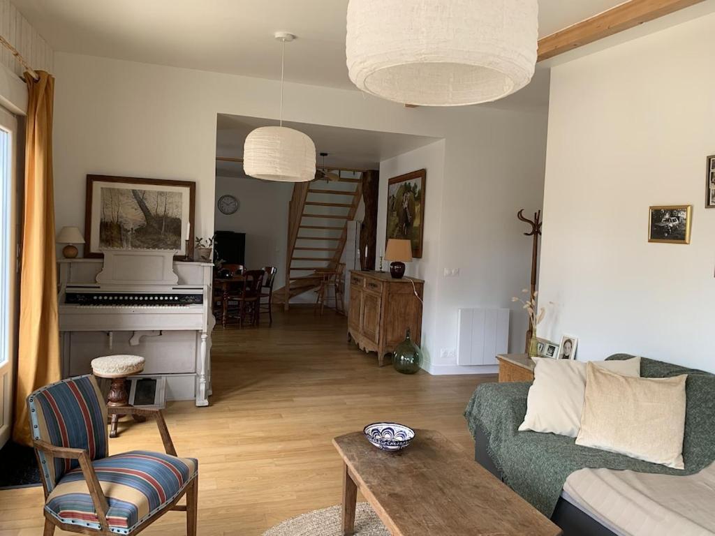 Holiday home Charmante En Pierres Et Bois *